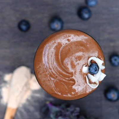 Cacao Smoothie with Fresh Berries
